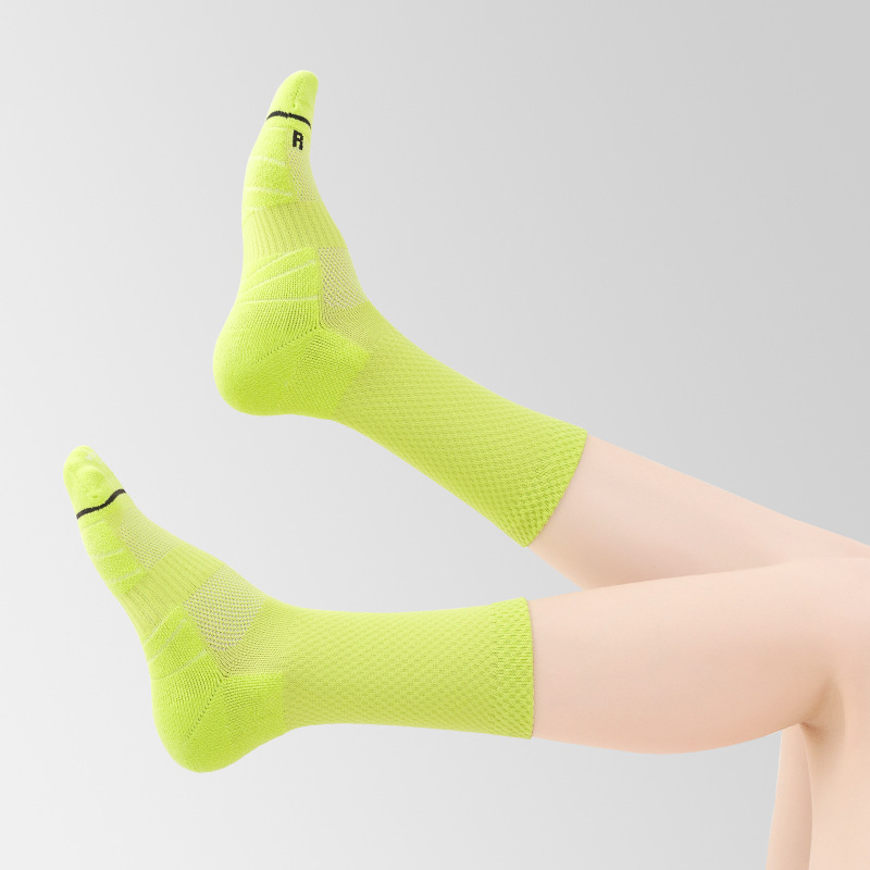 Women’s Mid-Calf Terry Street Socks