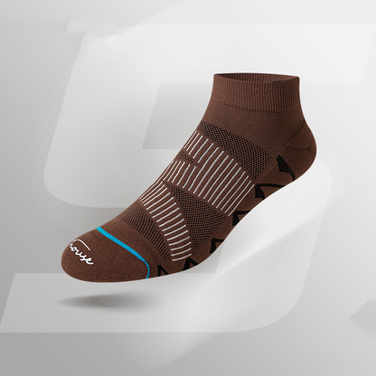 LuxePulse Men’s Lightweight Running Socks